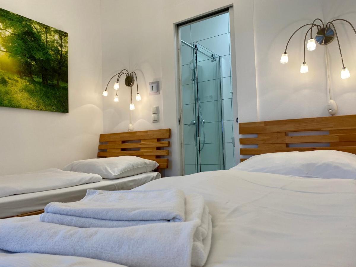 Ajo Central Room - Self-Check-In Vienna Exterior photo